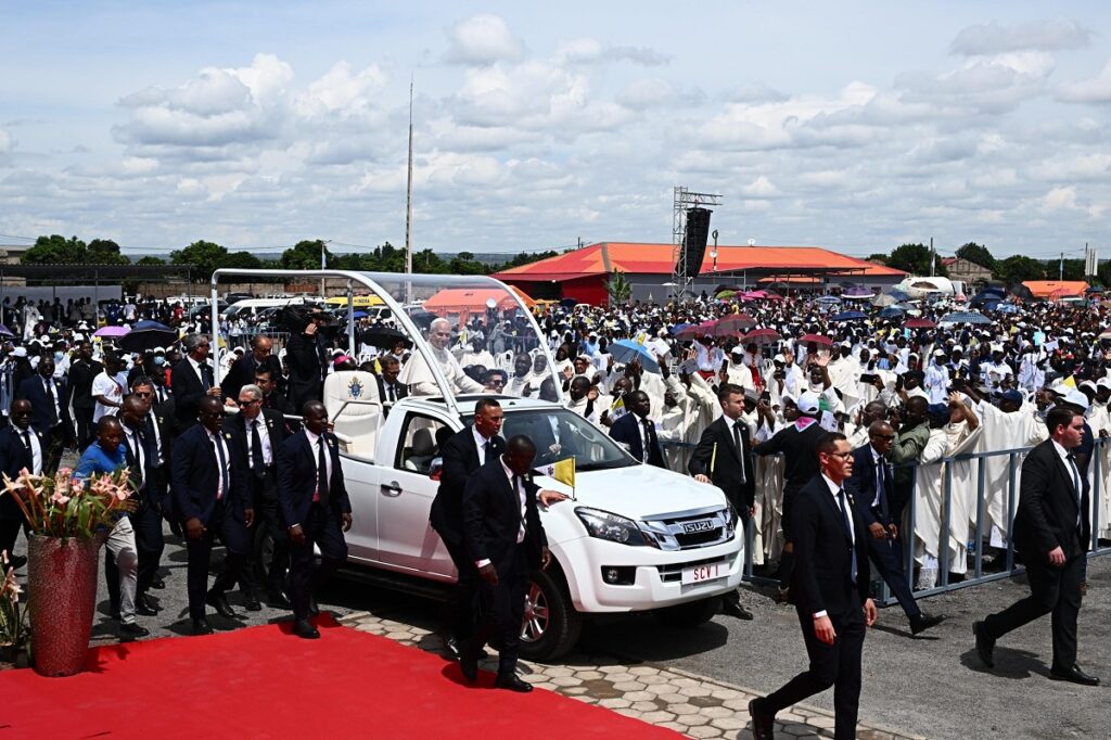 Angola-papa León-viaje