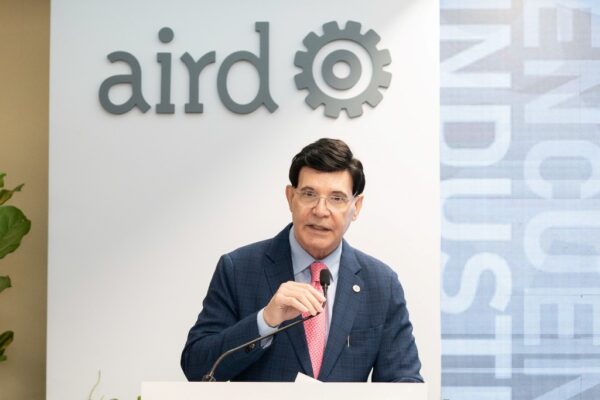 Julio Virgilio Brache, presidente de la  (AIRD).