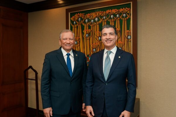 Ejecutivos Popular y Reservas