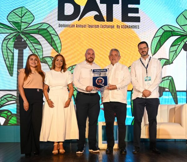 Entrega de placas qualitur