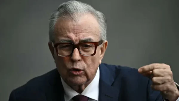 El gobernador de Sinaloa figuran entre los nueve funcionarios y exfuncionarios mexicanos acusados por EE.UU. de complicidad con el narcotráfico.