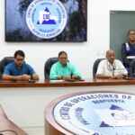 Río desbordado arrastra varios vehículos en Ocoa; hay 17 provincias bajo alerta por lluvias