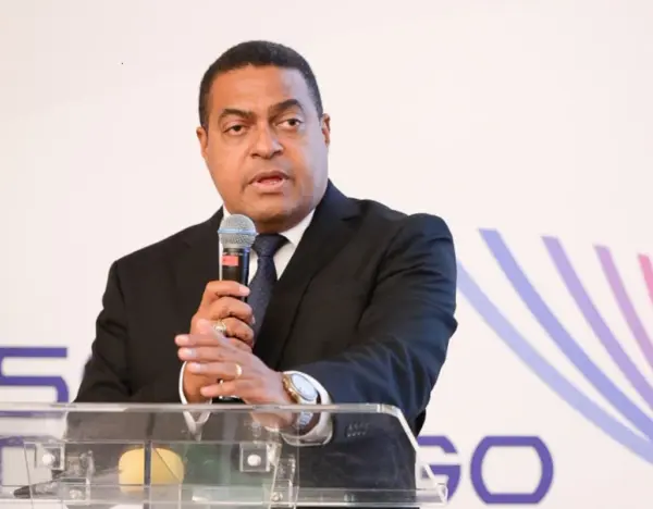 José P. Monegro en Santiago
