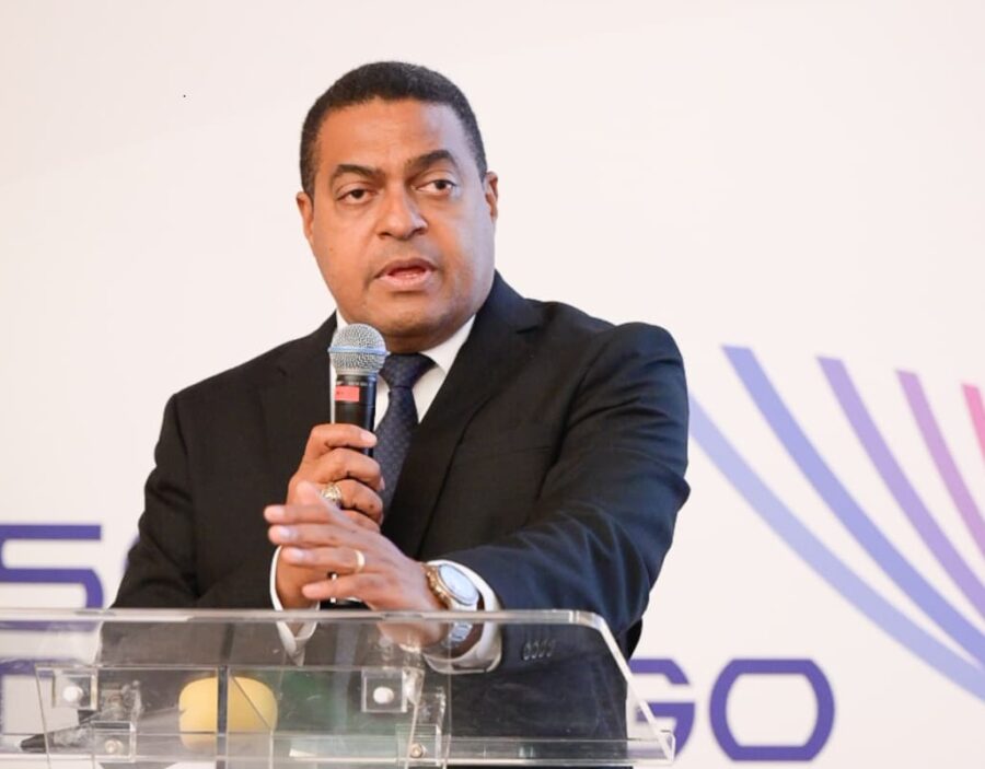 José P. Monegro en Santiago
