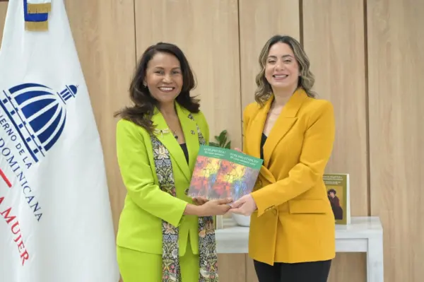 La ministra de la Mujer, Gloria Reyes, resaltó el legado histórico y vigente de Abigail Mejía durante la conmemoración de su natalicio.