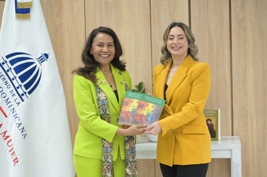 La ministra de la Mujer, Gloria Reyes, resaltó el legado histórico y vigente de Abigail Mejía durante la conmemoración de su natalicio.