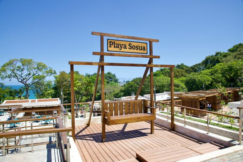 Presidente Abinader entrega renovación de Playa Sosúa y nueva plaza de vendedores para impulsar el turismo