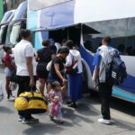 Flujo de pasajeros por Semana Santa es lento; choferes esperan aumento en la tarde