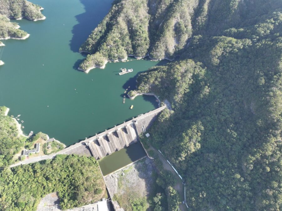 Presa de Valdesia (1)