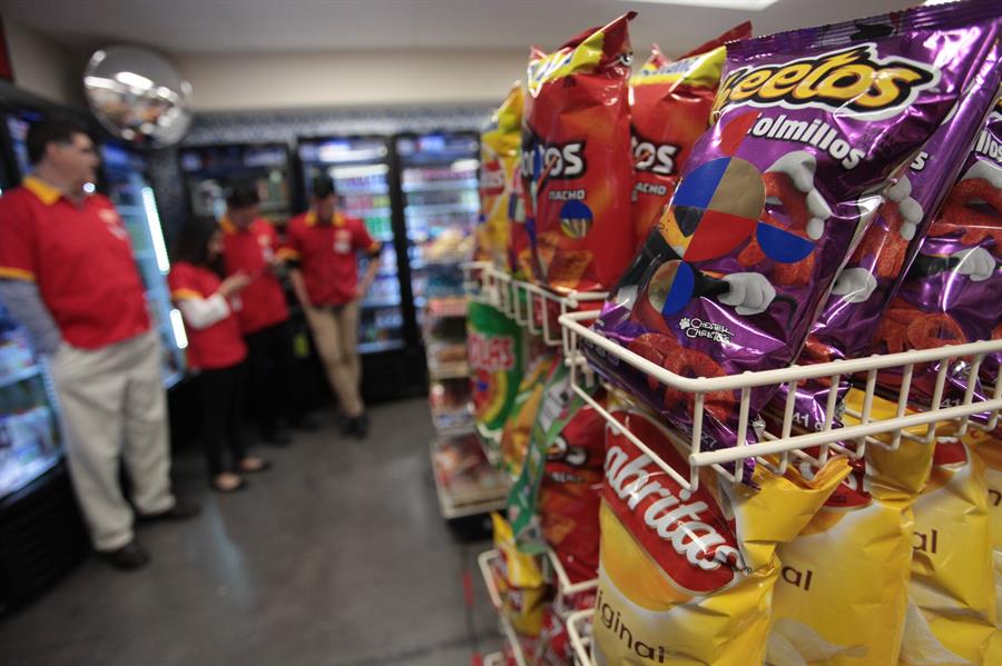 ¿Podrían dos vitaminas reducir el riesgo de muerte por tóxicos plásticos?