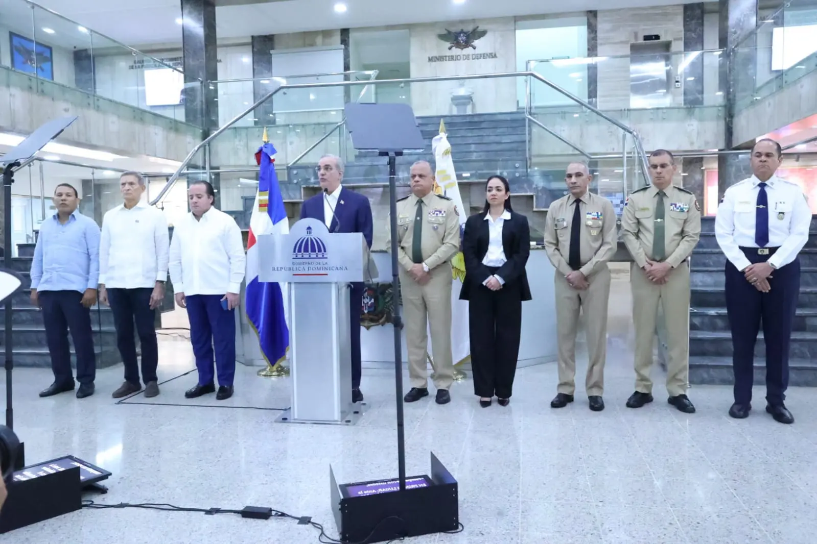 Abinader refuerza seguridad fronteriza ante crisis en Haití y convoca a un acuerdo nacional