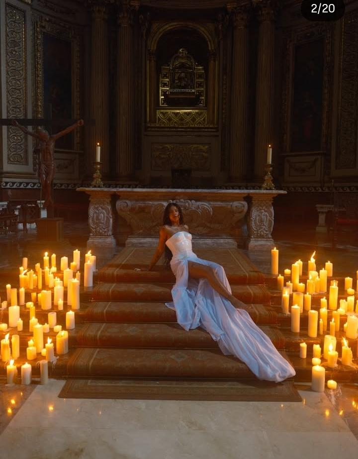 Exigen retirar el vídeo de la rapera dominicana Tokischa semidesnuda en un templo español