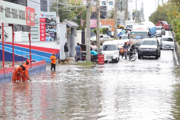 COE disminuye a seis provincias en alerta amarilla y 18 en verde por incidencia de las lluvias.