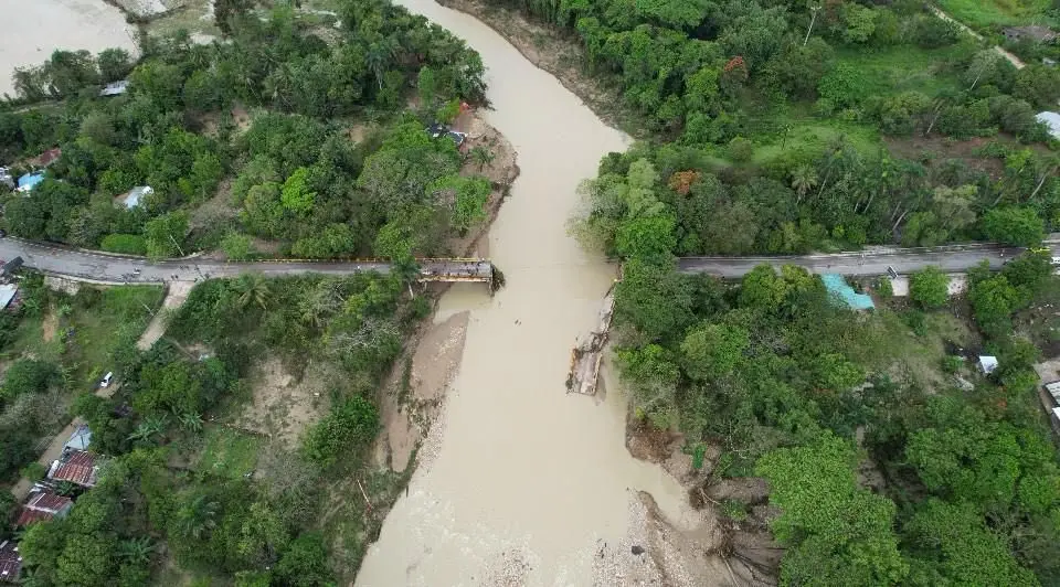 Lluvias arrasan en Puerto Plata: ríos se desbordan y destruyen puentes