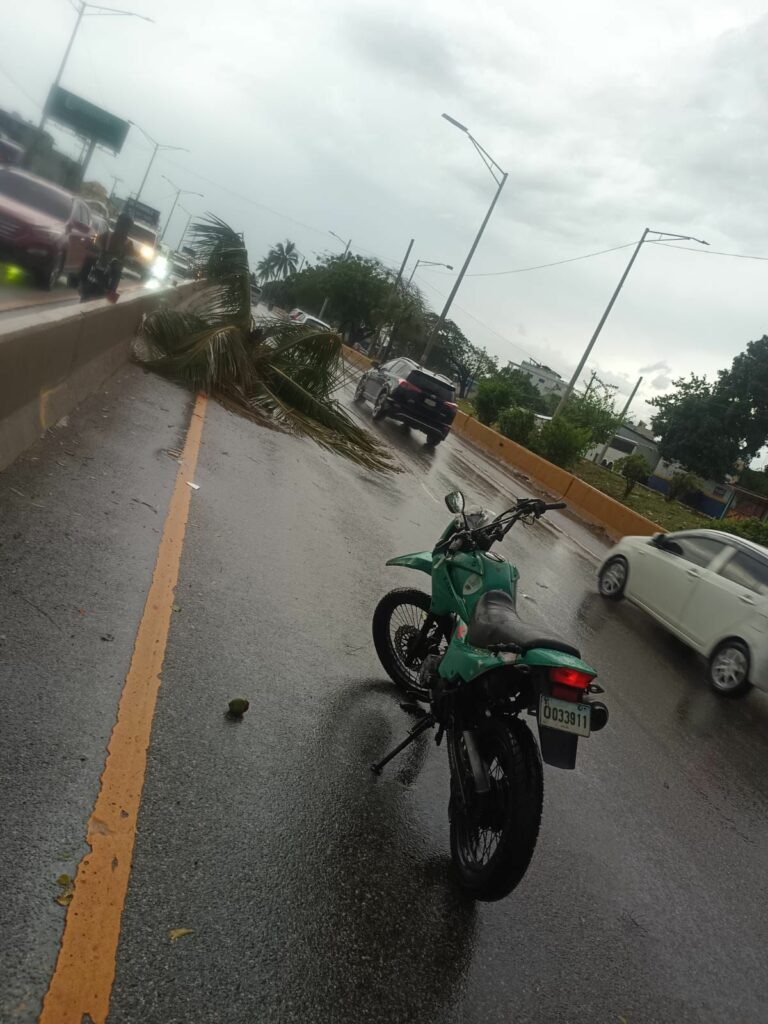 ¿Por qué no deja de llover en RD? INDOMET revela la causa