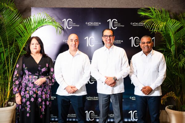 Catalonia Santo Domingo celebra su 10 aniversario