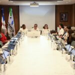 Gobierno revisará cobertura de medicamentos y servicios de salud