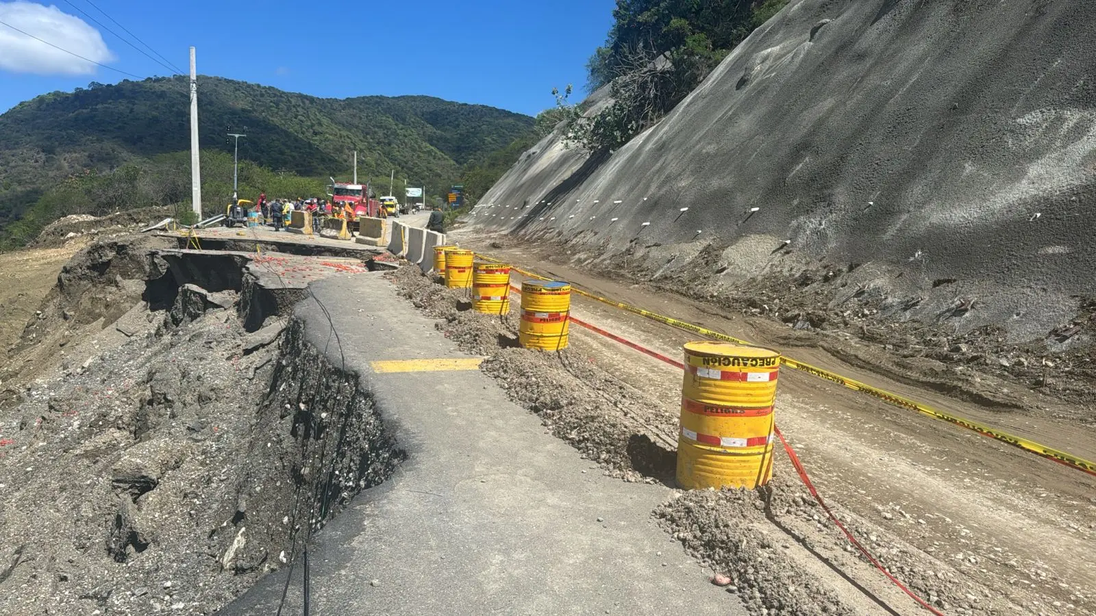 Atención conductores: cierran carretera de Ocoa por construcción de paso provisional