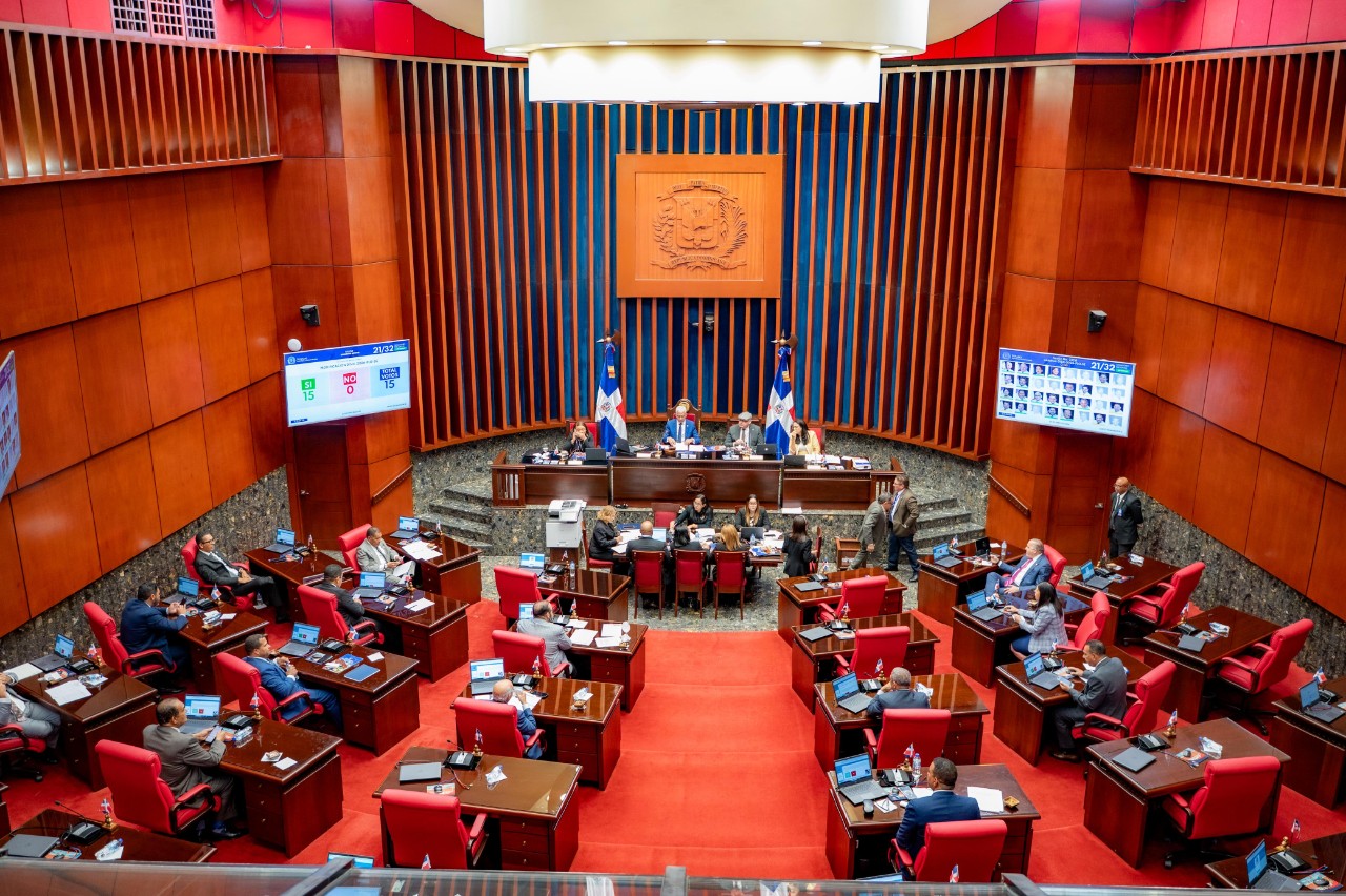 Senado aprueba ley contra la publicidad engañosa en el sector inmobiliario