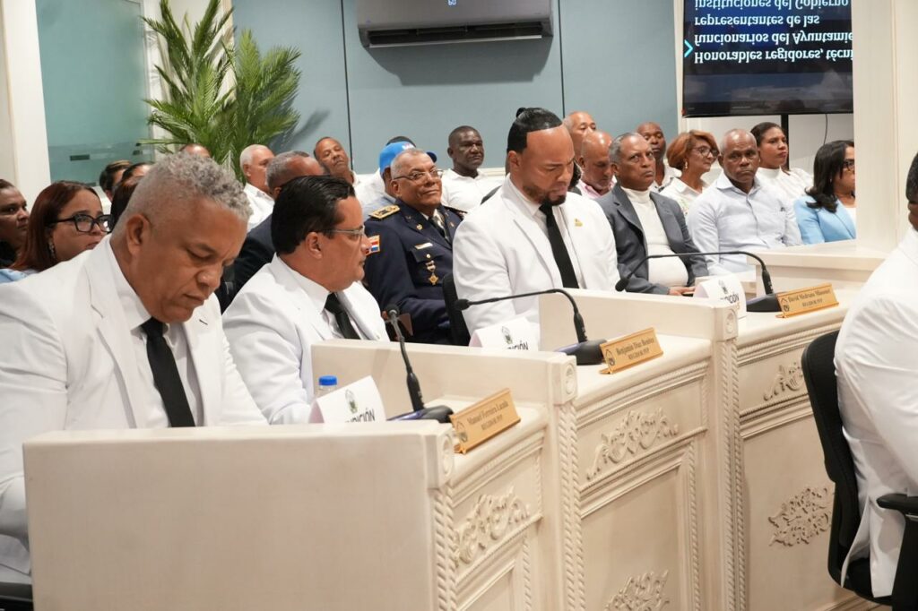 Junior Santos anuncia cementerio municipal y destaca ejecución de más de 56 obras