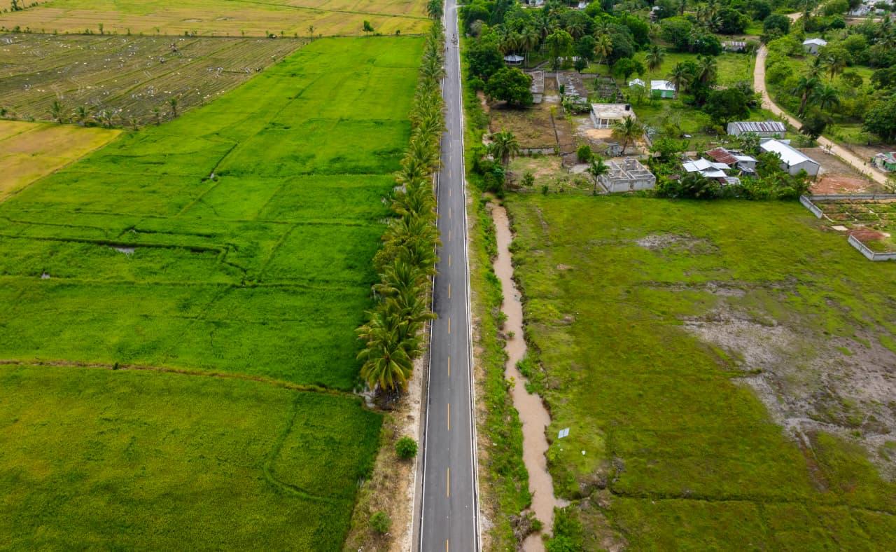 Obras esperadas por más de 50 años: Abinader inaugura carreteras y centros educativos en el interior del país