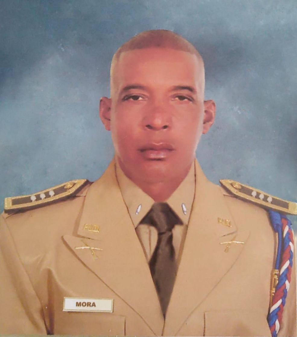 Piden investigar muerte de excapitán del ERD tras ser detenido en destacamento de la PN en Santo Domingo Norte