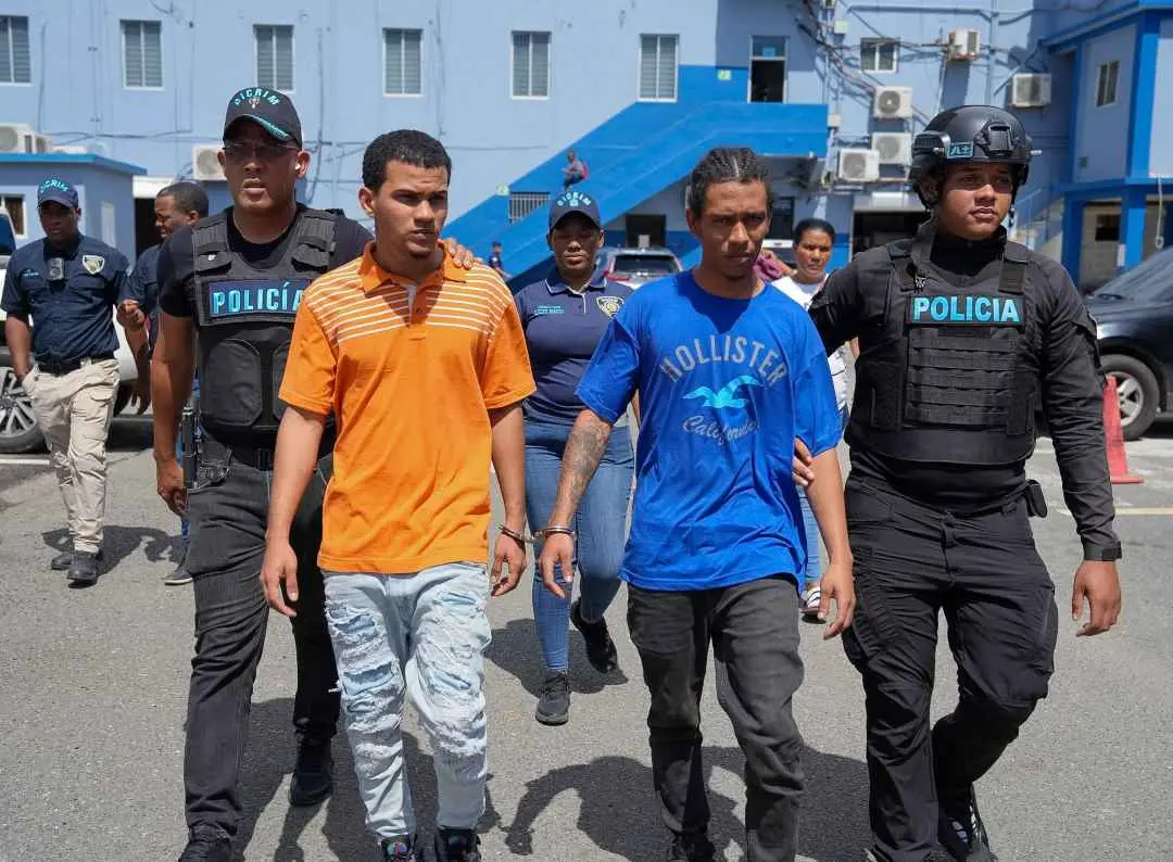 Aplazan audiencia contra acusados de matar a mayor policial en Villa Juana