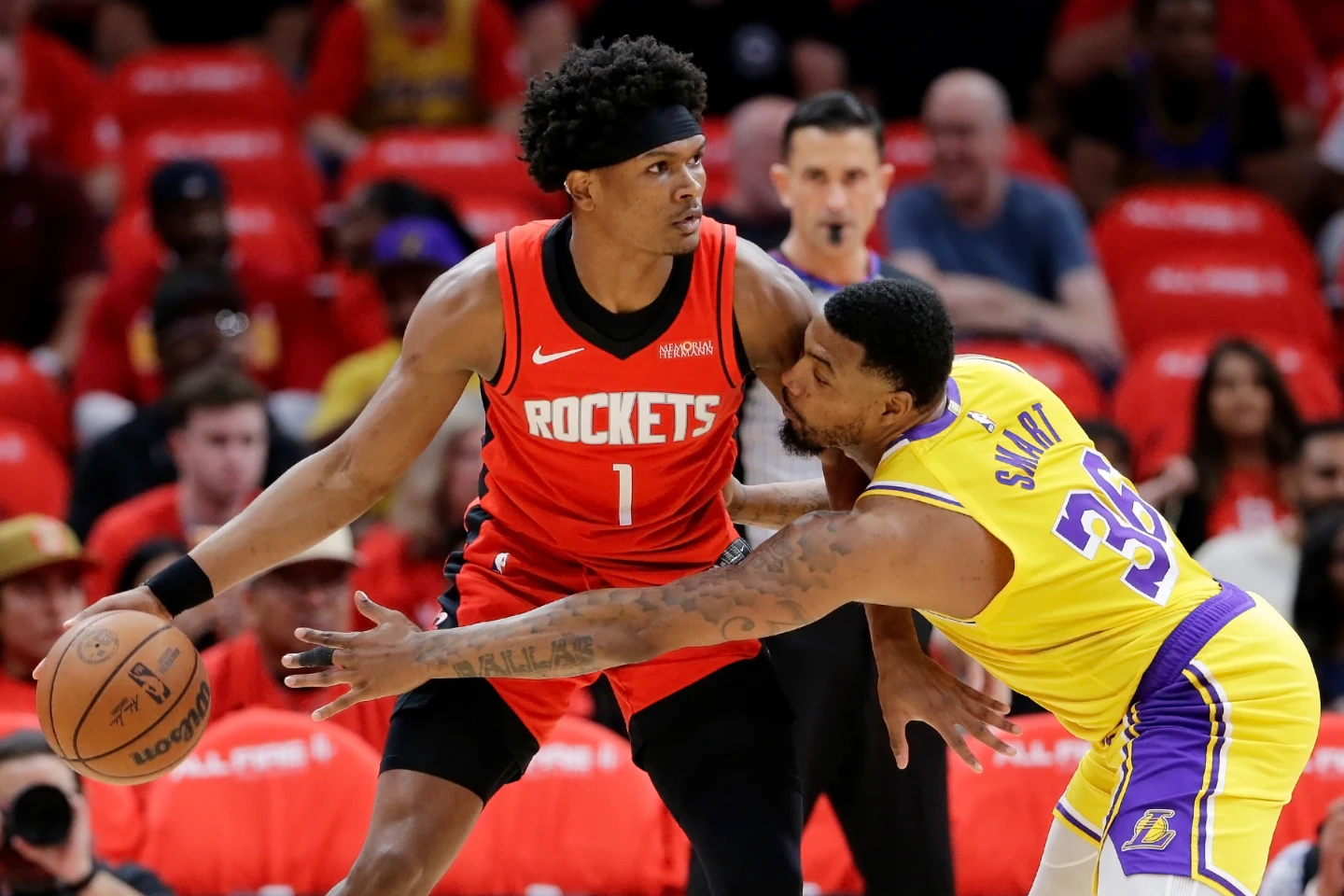 Amen Thompson impulsa aplastante victoria de Rockets para evitar eliminación ante Lakers