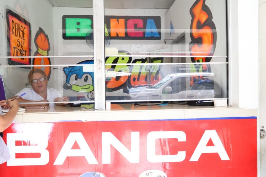 “Aquí se pone una banca en cualquier lugar”: Fenabanca denuncia saturación del sector