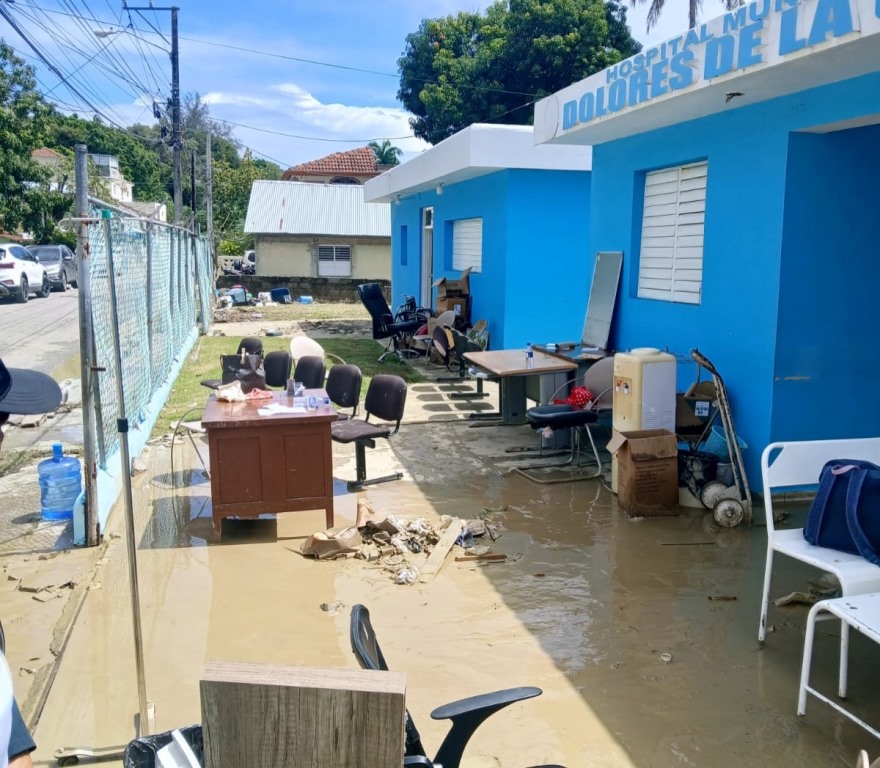 Inundaciones obligan al Gobierno a evaluar traslado de hospitales en Villa Montellano