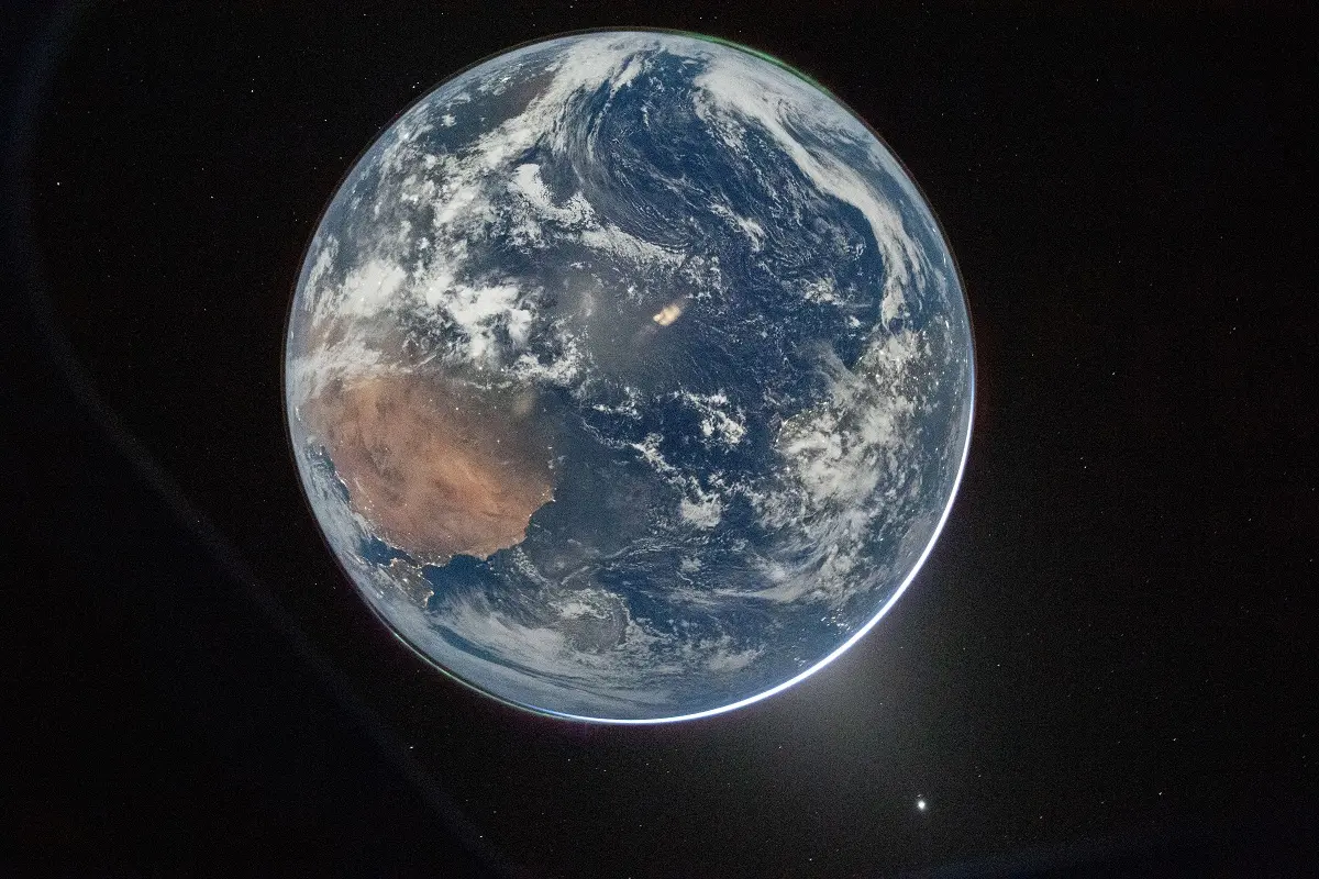 Artemis II acelera rumbo a la Luna: esto es lo que verán y compartirán los astronautas
