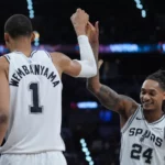Spurs eliminan a Blazers, Knicks aplastan a Hawks y Sixers sorprenden a Celtics