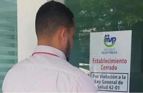 Sólo el 22 % de centros cerrados   en 2025 y 2026 han  abierto.