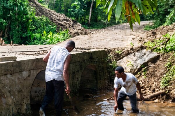 El cuerpo del niño Llenas Aybar fue encontrado en el río Lebrón próximo a la autopista Duarte.