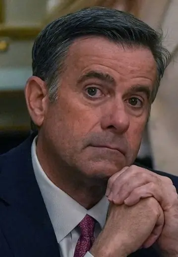 John Ratcliffe tuvo   una reunión en La Habana.