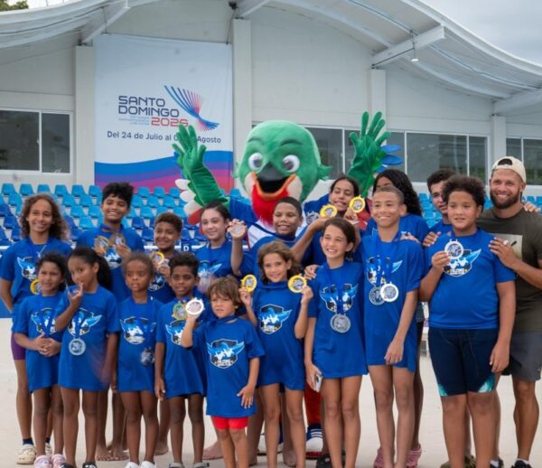 Participantes en la competencia de clavados