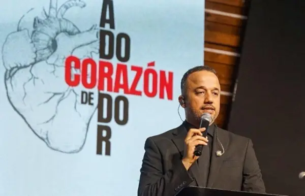Roberto Reynoso Vásquez,  director de la escuela de música.
