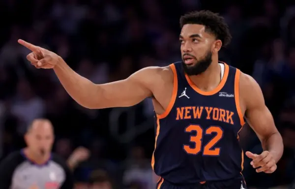 Karl Towns se alista para ayudar a los Knicks a seguir su boleto a la final de la NBA.