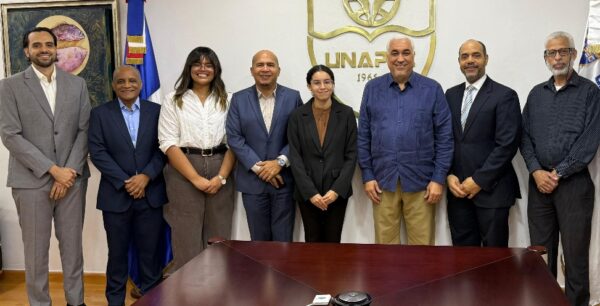 Unapec y Huawei
