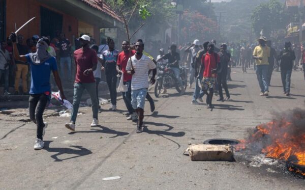 El pueblo haitiano ha estado azotado por la violencia.