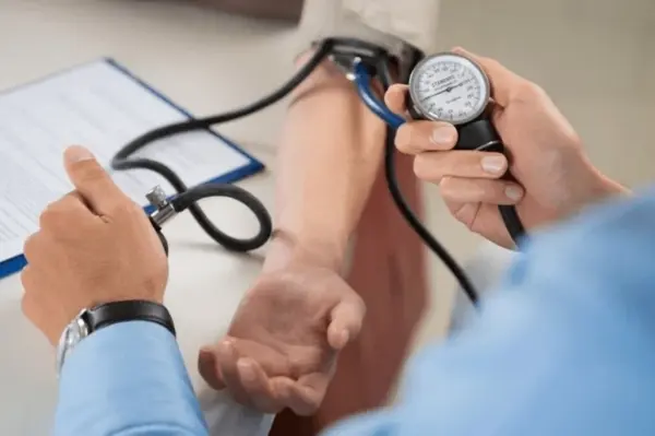 En el marco del Mes de la Concienciación sobre la Hipertensión, galena destaca la importancia de la prevención.