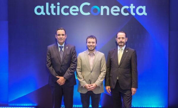 Danilo Ginebra,  José Antonio Guridi  y Mauricio Salazar.
