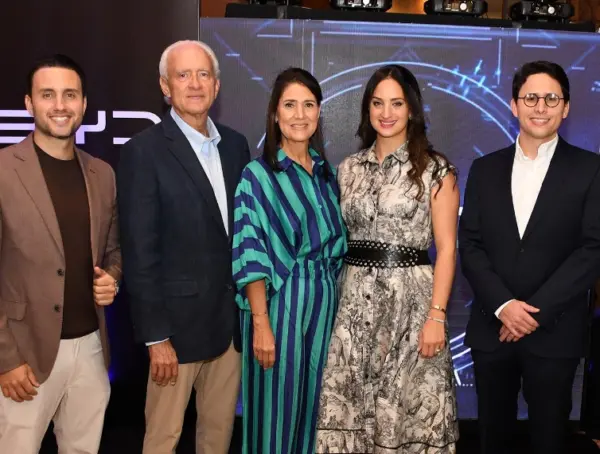 Michael Peña, Nelson Peña, Ingrid Peña, Lisa Peña y  Sebastián Peña.