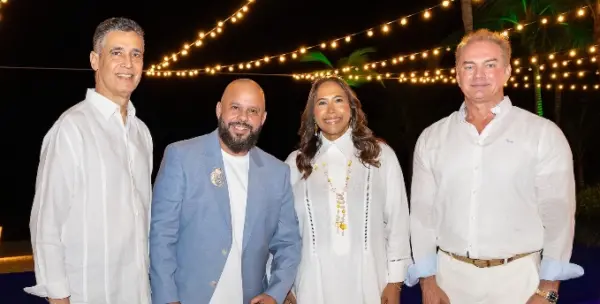 Andrés Pichardo Rosenberg, Sandro Guzmán, Sarah Pelegrín y Jason Kycek.