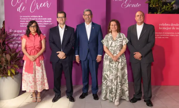 Julissa Almonte, Franklin Báez, Augusto Ramírez, Rita Sellares y José Rafael Núñez.