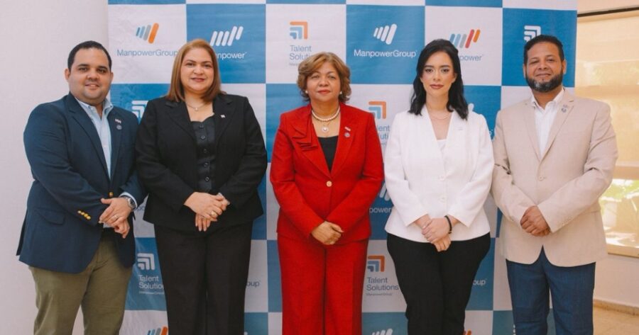 Rubí Bretón, Damaris Peña,   Josefina Pepín,  Natalia Vásquez y Edwin Salazar.