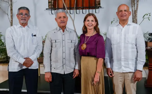 Domingo Abreu, Luis Carvajal, Carmen Rita Cordero y José Enrique Delmonte.