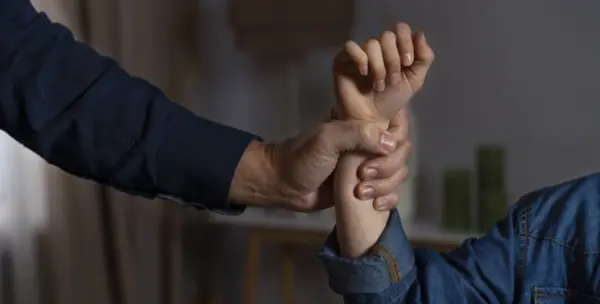 Palos y piedras constituyeron el principal objeto utilizado en muertes de menores de 14 años en el país.