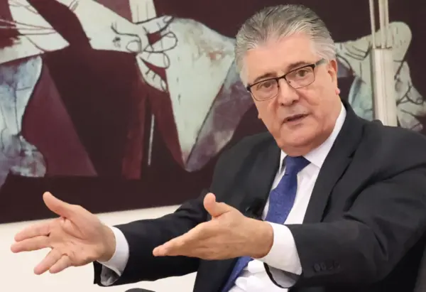 Roberto Santana resalta el compromiso por la reforma del sistema penitenciario para regeneración de los internos.  José de León