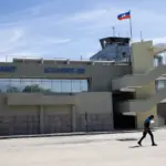 República Dominicana y Haití reanudan el transporte aéreo sin vuelos confirmados